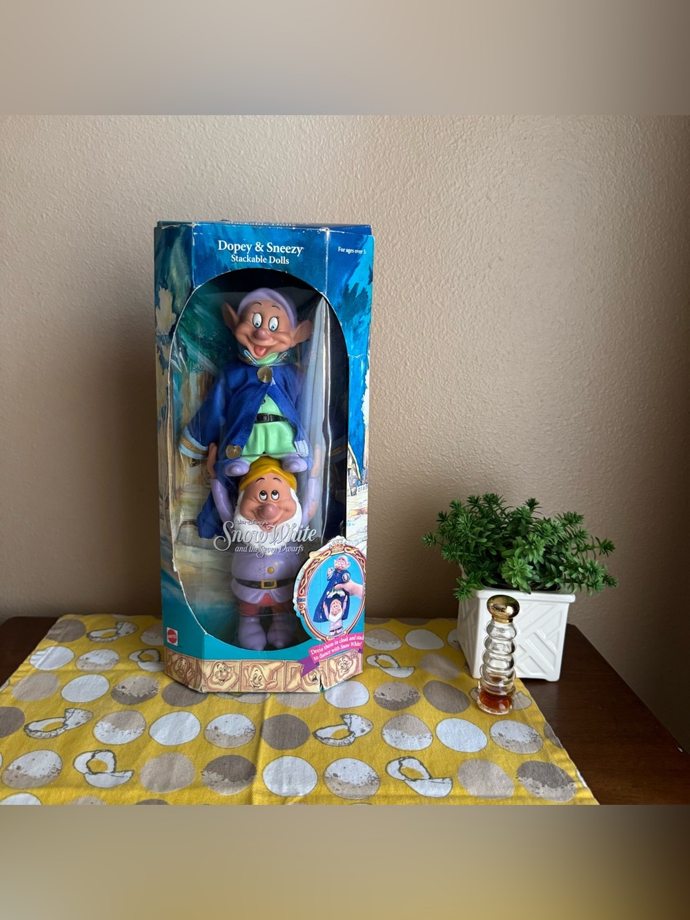 Vintage 1992 Mattel Disney Dopey and Sneezy stacked NIB doll
